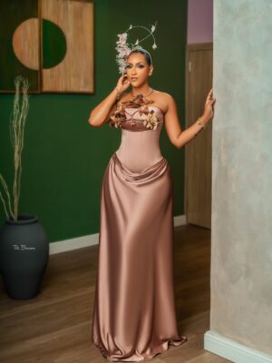 Juliet Ibrahim Instagram - Happy Easter lovers … 
-
Stylist - @styledbytimi
Designer @afifimma 
Makeup  @make_upbykilo
Headpiece - @hats_by_edwins
Photographer - @titibenson_gallery
Venue: @memoriesbycregxcasa #happyeaster #julietibrahim #Jp2025