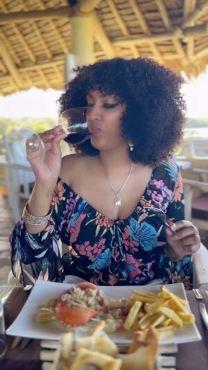 Juliet Ibrahim Instagram - Making deliberate decisions that put self-care, healthy routines, healthy connections, and mindful thinking first can help you build a constructive cycle of feedback that makes it easier and more satisfying to deal with life’s ups and downs. Stay positive and hold yourself accountable. #mindfulness #mindfulthinking #intentionalliving #seasonoflove #travel