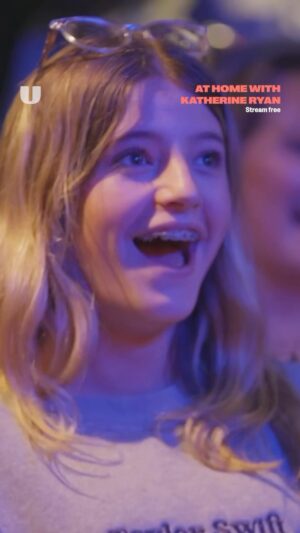Katherine Ryan Instagram - The last one 🫢 #athomewithkatherineryan #comedyroast #comedy #standupcomedy #katherineryan #marriage