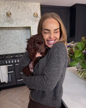 Katie Piper Instagram - We have expanded our family… Introducing Sugar 🐶The girls have wanted a brother or sister for so long and we wanted to make this happen. Our gorgeous girl came from @battersea Dogs & Cats Home and we are so happy to make our home, her new home. Big shout out to the amazing team @battersea for all the incredible work they do rescuing dogs and cats everyday. Now apologies in advance for all the puppy spam that is about to follow over the next few months 🐕