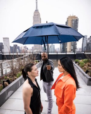Katie Taylor Instagram - UNSTOPPABLE‼️🇺🇸🇮🇪🇵🇷

Two unstoppable forces of sport. Katie Taylor and Amanda Serrano will face off in less than 3 months in the biggest women’s combat sports event in history.

Friday, July 11 LIVE on Netflix globally, from Madison Square Garden in New York, NY. 

#TaylorSerrano

#PuertoRico #Ireland #Women #Netflix