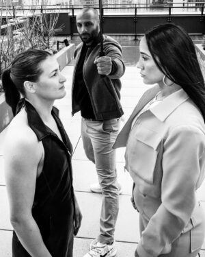 Katie Taylor Instagram - UNSTOPPABLE‼️🇺🇸🇮🇪🇵🇷

Two unstoppable forces of sport. Katie Taylor and Amanda Serrano will face off in less than 3 months in the biggest women’s combat sports event in history.

Friday, July 11 LIVE on Netflix globally, from Madison Square Garden in New York, NY. 

#TaylorSerrano

#PuertoRico #Ireland #Women #Netflix