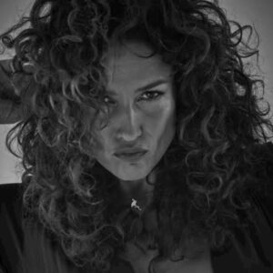 Katja Schuurman Instagram - Rothoest! Laat ons slapen! (En geef me mijn stem terug graag.) Alvast bedankt.