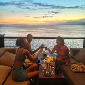 Kelly Tandiono Instagram - These are the moments we live for, thank you @katamaranresort for the unforgettable moments, cozy rooms and endless memories ❤️
.
Bikini @covermenot.co
.
#KatamaranResort #KatamaranResortLombok #Memories #Resorts #Lombok #Indonesia