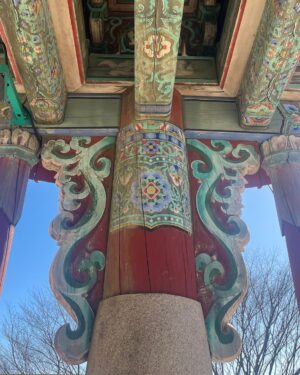 Kiko Mizuhara Instagram - 祖先の故郷、釜山へ。
おばあちゃんと一緒に家族旅行🐙🇰🇷
初めての釜山！祖先の事をたくさん考えた🚶💭
家族で来られて良かった。また帰ってくる！🫶🏻
✴︎
Visiting my ancestral hometown, Busan, with my grandma on a family trip❤️ It's my first time in Busan, and I've been reflecting a lot on my ancestors. I'm so grateful to be here with my family. Can't wait to come back again!