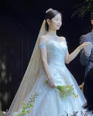 Kim Da-hyun Instagram - 선아 결혼해요👰🏻‍♀️
#그시절우리가좋아했던소녀