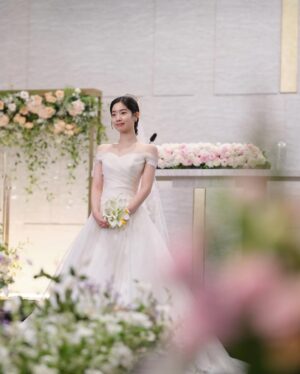 Kim Da-hyun Instagram - 선아 결혼해요👰🏻‍♀️
#그시절우리가좋아했던소녀
