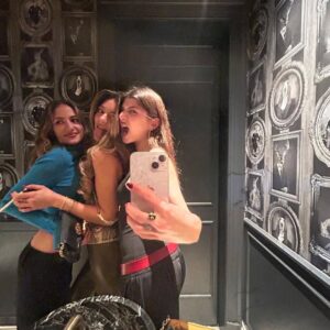 Kinzy Diab Instagram - Arrested development