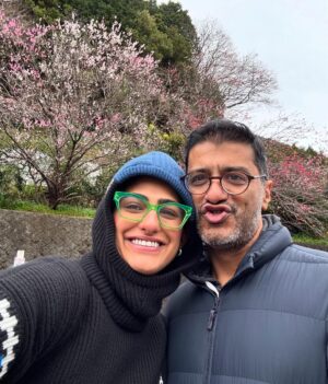 Kubbra Sait Instagram - Writing caption after my BIG FAT THUMBS CLICKED - POST!!!!✉️ 

Day 1 in Kawazu, Izu Peninsula.

Saw (some) last few cherry blossoms, 🌸 hanging loosely on a thread of branches… they made some really cute photos. The teeeny tinyyyy cafés were the cutest and the oldest, cutest peeps served us our meals. 

Happy days 🙌🏽

#Japan #travels #KubbraSait #happiness #joy #love #laugh #india