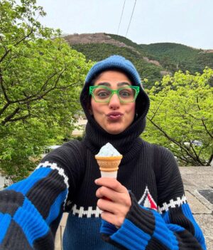 Kubbra Sait Instagram - Writing caption after my BIG FAT THUMBS CLICKED - POST!!!!✉️ 

Day 1 in Kawazu, Izu Peninsula.

Saw (some) last few cherry blossoms, 🌸 hanging loosely on a thread of branches… they made some really cute photos. The teeeny tinyyyy cafés were the cutest and the oldest, cutest peeps served us our meals. 

Happy days 🙌🏽

#Japan #travels #KubbraSait #happiness #joy #love #laugh #india