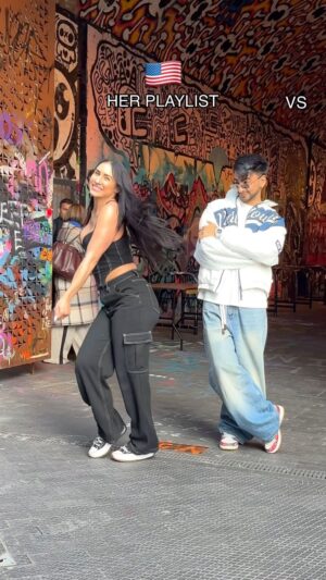 Lauren Gottlieb Instagram - When APT 🇺🇸 met AA-PATEL 🇮🇳

10 mins downtime shoot turned out to be sm fun 😂
@laurengottlieb @dharmiksamani 
.
.
.
#dharmiksamani #laurengottlieb #trending #instagramreels #fyp