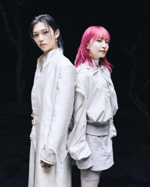LiSA Instagram - New Single 2025.3.5 OUT!!💿
#LiSA
"ReawakeR (feat. #Felix of Stray Kids)"📸🎞️

🎞️ MUSiC CLiP
youtu.be/oe4XJ851oOk

🎧 Download & Streaming
lisa.lnk.to/ReawakeR_DG

💿 Buy
lisa.lnk.to/ReawakeR

#LiSARR #StrayKids #フィリックス
#俺レベ2期 #SoloLeveling

@sololeveling_en 

「LiSA」
📸　@vizkage 
👗　@kanemitru 
💄　@fusaetachibanaworks