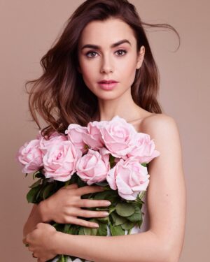 Lily Collins Instagram - Happy first day of spring from a girl who loves her flowers...