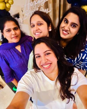 Maalica Ravikumar Instagram - Surrounded by my family, creating our own kind of magic ✨