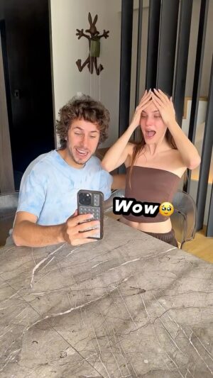 Macarena Achaga Instagram - Reacción de Maca: 🌈🌸🦄💕🥹
Reacción de Juanpa: 💩😂

Aún no me lo creo @lelepons 🥹