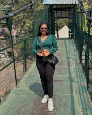 Madhu Meetha Instagram - Green 💭 #insta #instagram #instagood #instadaily #instamood #picoftheday #pictures #fyp #hogenakkal #viral #explore #explorepage