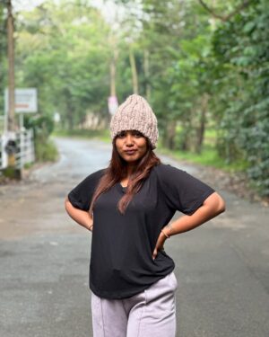 Madhu Meetha Instagram - Just me and nature 🥵🤍 #insta #instagood #instagram #instalike #instadaily #yercaud #birthday #explore #exploremore