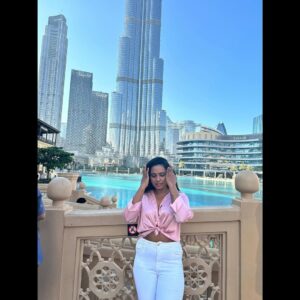 Madhu Meetha Instagram - Swipe it >😍#dubai #dubai🇦🇪 #dubailife #dubaimall #instagood #instagram #instadaily #instamood #explorepage #picture #pic