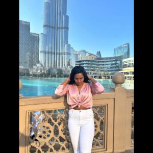Madhu Meetha Instagram - Swipe it >😍#dubai #dubai🇦🇪 #dubailife #dubaimall #instagood #instagram #instadaily #instamood #explorepage #picture #pic