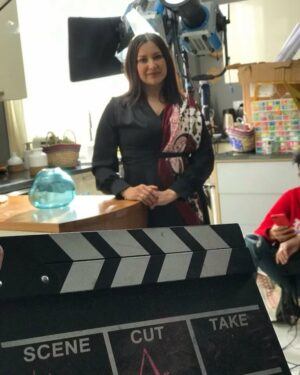 Malika Belbey Instagram - Coulisses @ooredooalgerie 
كواليس...
مساء الأنوار ❤ حبايب قلبي ❤ 🇩🇿#dz makeup @zitounisamia