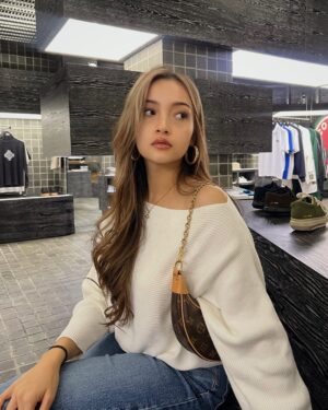 Megan Domani Instagram - Dare i?
