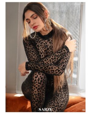 Megha Bajaj Instagram - Published: @sarzemagazine @sarzemagazineusa 🖋️📰✨

Photos by: @cristianjmedrano
