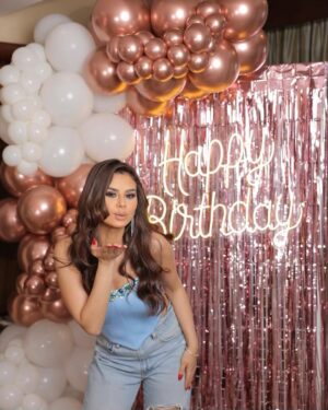 Menna Arafa Instagram - And the birthday celebration continues…🎂
Thank you to all my friends and family for celebrating me and being in my life🤍 i had a great birthday this year 🥰
.. 
and special thanks to my great team for making this BD shoot so special ❤️
📸 @muhamedahmedphotography 
Decoration @ballonella9 
MUA @mirnamagdymakeupartist 
Hair by @alfredandmina 
Corset @emmastudio