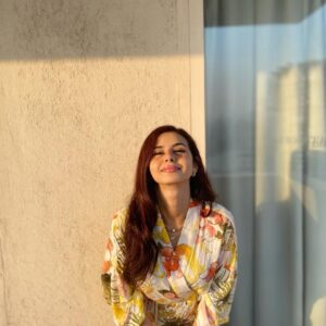 Menna Arafa Instagram - Back to basics✨💇🏻‍♀️