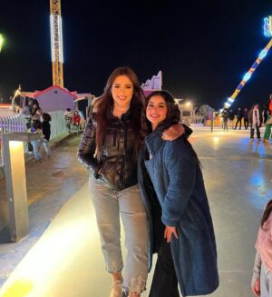Menna Arafa Instagram - شهد و ليل😍❤️ نجمتي المفضله❤️ حقيقي مبسوطه و فخوره اني جزء من عمل عظيم زي دا #وتقابل_حبيب مبروووك عليكي حبيبتي نجاح المسلسل الي مكسر الدنيا🔥 دايماً ناجحه و متألقه و متفوقه علي الجميع و بتثبتي للكل انك فنانه و ممثله خطيره مفيش منها اتنين بجد👏🏼👏🏼❤️❤️❤️❤️