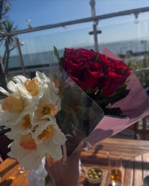 Michelle Keegan Instagram - Such a special day from start to finish. Happy Mothers Day 🫶🏽💐💗