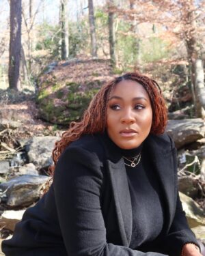 Mignon Von Instagram - Goodbye pea coat weather! See you next season … or next week ¯\_(ツ)_/¯ 

#springtime #goodbyewinter #welcome #spring #pollenseason #allblackeverything #brownskingirl