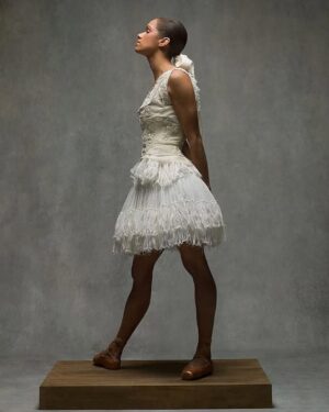 Misty Copeland Instagram - Honoring Edgar Degas’ incredible work a few years ago with @harpersbazaarus and @nycdanceproject.
