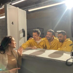 Mouni Bouallam Instagram - Merci Saadia ❤️🥹quand le comédien incarne un personnage qu’il aime 😍.
تعلمت منك نكون المرأة  الحنينة علي عائلتها والمكافحة رغم الظروف 💔
#بنات_المحروسة