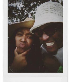 Msaki Instagram - Happy Birthday my Friend! ✨💫🥂
Thank you for always being kind. Even when we were stuck at the  airport in Dubai for days I noticed your kindness never left even when frustrated. Thank you for reminding me music is meant to be fun and for always being a safe space. 

Happy Release day and I can't wait for everyone to hear the love and care you put into your upcoming album. May the whole world see the light in your heart 💛 and may blessings follow you always.

Lastly, may the Gods of sportsmanship always remind you that I'm a better cricket player than you. Amen. 🙏🏿 😂😭💔 

"Amigos Para Siempre"

#yeswelookrelated #solarpower #umdala #facts