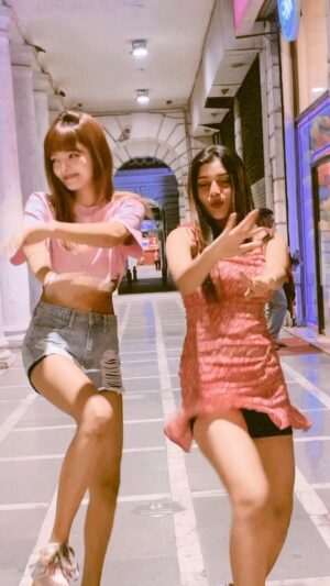 Muskan Shaikh Instagram - Chora chichora ✨🔥🥵 #ashi #reelitfeelit #trendingreels #trend