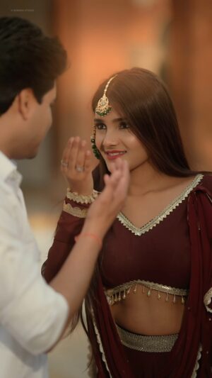 Muskan Shaikh Instagram - Eid Mubarak 🌙❤️🤲 comment main 
sb apna fav festival bhi bata do?🎀 

@imshiva2807 

VC : @g_rawdda_studio 

#reelkarofeelkaro #viralreels #reel