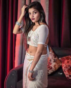 Muskan Shaikh Instagram - Keep calm n be….BEAUTIFUL..♥

PC : @mr_devil74_ 📸

#instagood #model #actor #lifestyle #likeforlikes #explore #cute
