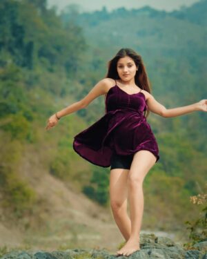Muskan Shaikh Instagram - Comment’s your fav location? 🙈💜

Dress : @dress_by_chavi 
#instagood #instagram #photoshoot #likeforlikes #viral