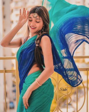 Muskan Shaikh Instagram - The magic of the saree never fades…🥻👀🫶

Edit by : @mr_devil74_ 

#instagood #instagram #fashionstyle #lifestyle #likesforlike #viral