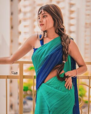 Muskan Shaikh Instagram - The magic of the saree never fades…🥻👀🫶

Edit by : @mr_devil74_ 

#instagood #instagram #fashionstyle #lifestyle #likesforlike #viral