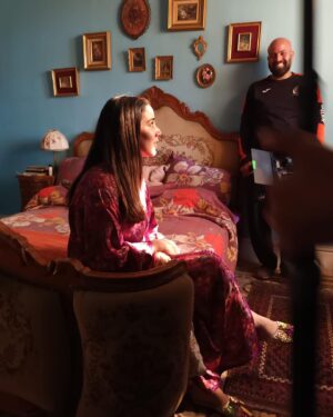 Nadia Kounda Instagram - « Un couple heureux » 🫃🏻🤰by @ash.lasri 
@laprodmaroc @lamiachraibi 
Avec 
@thomascimeca et cacahuète 
@aboubakr_bns 
Et @costesalyzee