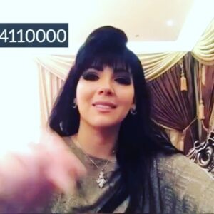 Nadine Salameh Instagram - انا قبلت التحدي من الغالي اسماعيل تمر ورح ساهم بستين بسمة لصالح جمعية بسمة.  Basma.assocination.syria@لنوصل لمليون بسمة حتى نقدر نساعد الأطفال المصابين بسرطان .  وانا رح انقل التحدي للصديقة صفاء سلطان والصديق محمود نصر