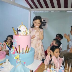 Nadine Salameh Instagram - قطعة من قلبي ونعمة ربي بحبك اد الدنية كلها الله يحميكي انتي وبيلا وكل عيد وانت بخير والسعادة ترافقك وتضلها نجوم السما مرافقتك كل سنه وانت بنتي الغاليه مينيسا❤️️