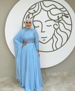 Nedaa Sharara Instagram - إطلالتي ليلة امس في حفل افتتاح مشروع هيلين 
اضخم سكن طالبات في الاردن تحديدا في محافظة اربد سُعدت بتواجدي 💙
@helenhousejo 
شكرا ل الشركة المنظمة لهذا الحدث
 الجميل المبدعين @icon51 
ميكب المبدعه الصديقه 💕@makeup_by_dareen 
فستاني اللي عم بلبسو لتاني مره 
من حلاوته من @ayaabuzahra_