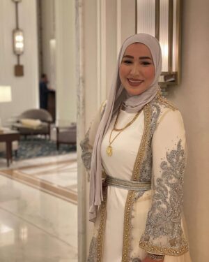 Nedaa Sharara Instagram - يسعد صباحكم 💕🌸
إطلالتي في حفل زفاف احد العائلات الكريمة في عمان 💕💕 القفطان الحلو من المبدعه 
@bayan_aladili_designer