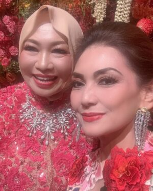 Nia Daniati Instagram - Acara Pernikahan Putra Hatta Rajasa & Putri Ello Kalla  Ritz Carlton Hotel Pasifik Place jakarta