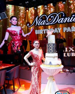 Nia Daniati Instagram - Alhamdulillah…. Terima Kasih do’a,Support kesayangan” ku  Anak”ku,cucuku,kaka”ku,Keponakan”,Sahabat”,,Teman””baikku Love you All🥰💖😇