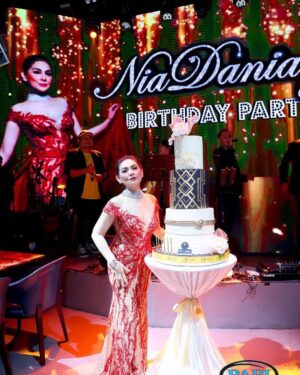 Nia Daniati Instagram - Alhamdulillah…. Terima Kasih do’a,Support kesayangan” ku  Anak”ku,cucuku,kaka”ku,Keponakan”,Sahabat”,,Teman””baikku Love you All🥰💖😇