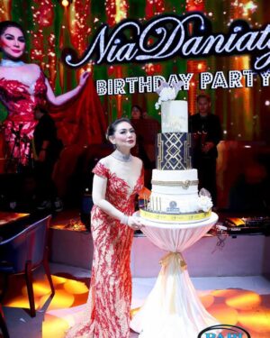 Nia Daniati Instagram - Alhamdulillah…. Terima Kasih do’a,Support kesayangan” ku  Anak”ku,cucuku,kaka”ku,Keponakan”,Sahabat”,,Teman””baikku Love you All🥰💖😇