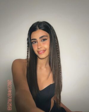 Noor Taher Instagram - she smiles!